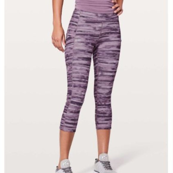 lululemon athletica Pants - Lululemon Purple Leggings Speed Up Crop 21"